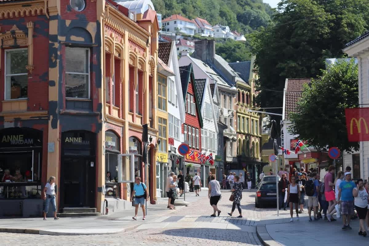 Dinbnb Apartments I Family Dream In Bergen I Playroom I Private Garden Eksteriør bilde